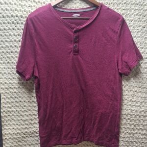 Old Navy Men's Maroon Henley Shirt